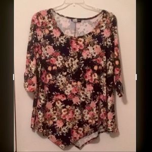 Star Vixen Women’s Black Floral, Multi Color Blouse Top. Never Worn!  Size 3X